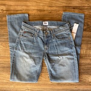 NWT - Hudson Muse Crop Skinny w/ 5in Cuff 25